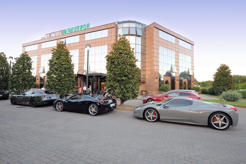 Park Hotel Ripaverde Борго-Сан-Лоренцо Екстер'єр фото